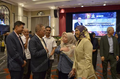 DATUK SERI WAN ROSDY WAN ISMAIL