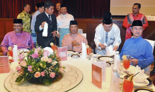 PTJ04_25072012_BUKA_PUASA