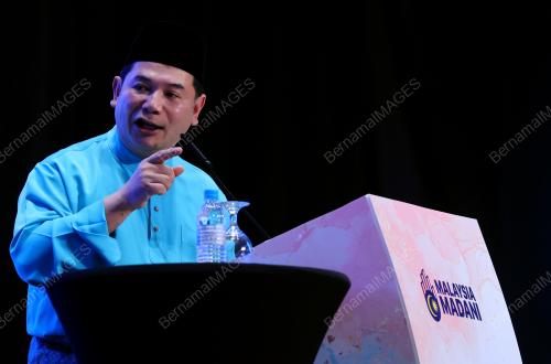 RAFIZI RAMLI