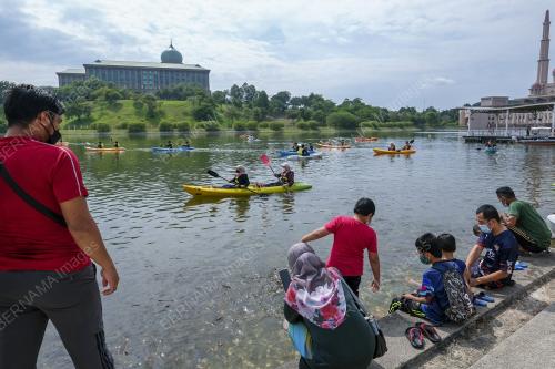 RIADAH DI TASIK PUTRAJAYA