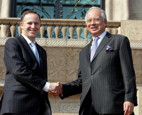 NAJIB TUN RAZAK