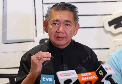DATUK SERI SALAHUDDIN AYUB