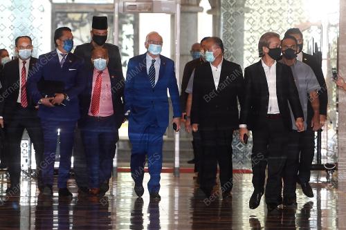 DATUK SERI NAJIB TUN RAZAK