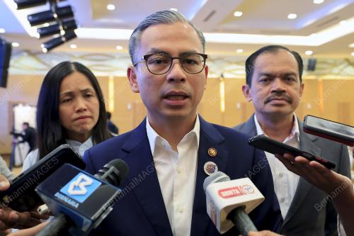 DATUK FAHMI FADZIL