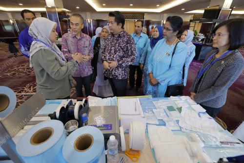 DATUK LUKANISMAN AWANG SAUNI