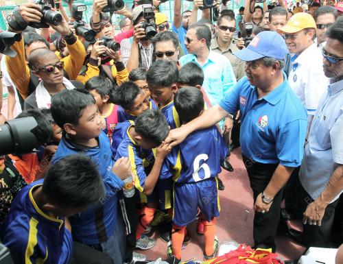 TAN SRI MUHYIDDIN MOHD YASSIN