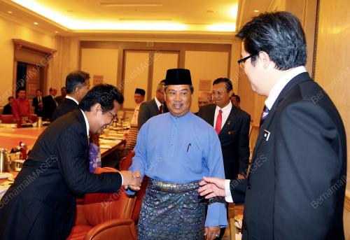 TAN SRI MUHYIDDIN MOHD YASSIN