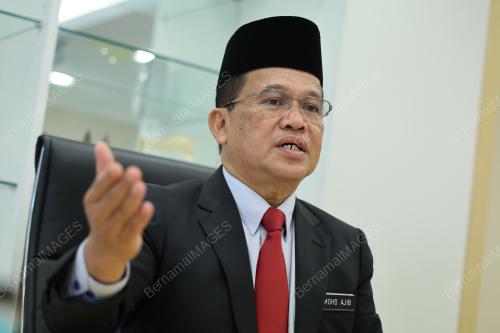 DATUK MOHD AJIB ISMAIL