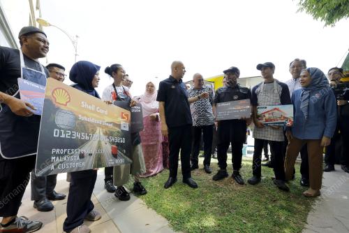 DATUK ARMIZAN MOHD ALI