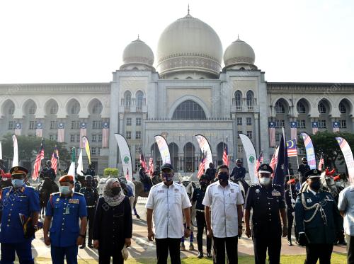 TAN SRI ANNUAR MUSA