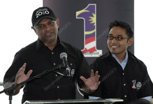 TONY FERNANDES