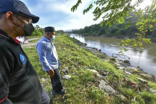 DATUK SERI TUAN IBRAHIM TUAN MAN