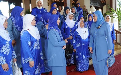 TUANKU NUR ZAHIRAH
