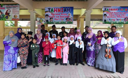TAHUN SATU