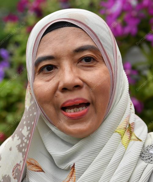 HASLINDA KHALID