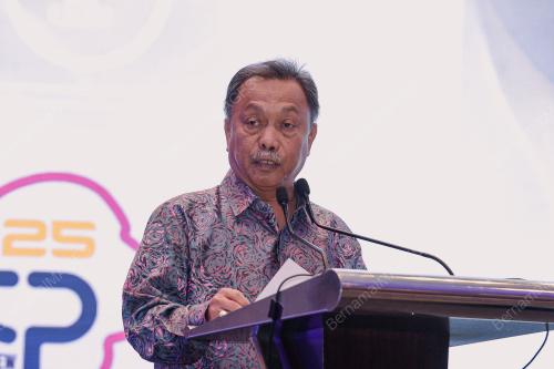 DATUK MOHAMMAD YUSOF APDAL
