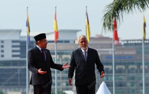 DATUK SERI ANWAR IBRAHIM