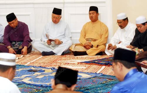 NAJIB TUN RAZAK