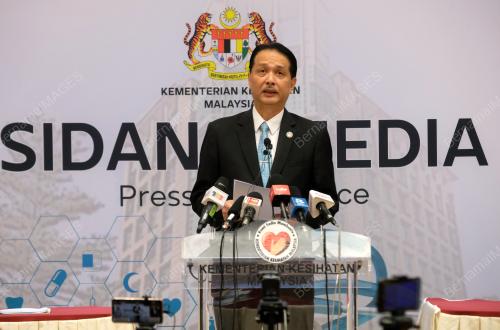 DATUK DR NOOR HISHAM ABDULLAH
