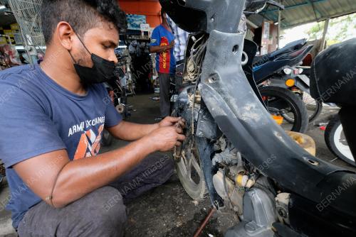 BENGKEL MOTOR