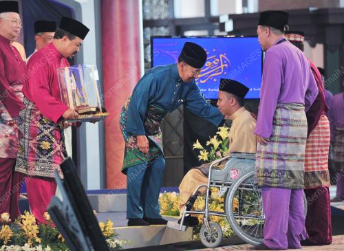 PTJ05_05022012_AGONG