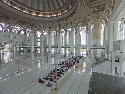 MASJID DIBUKA