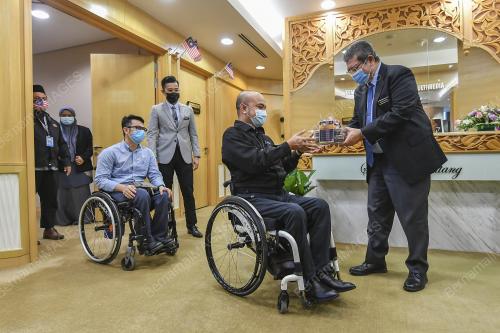 DATUK SAIFUDDIN ABDULLAH