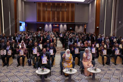 DATUK SERI WAN SURAYA WAN MOHD RADZI