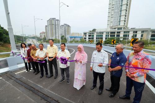 DATUK SERI ALEXANDER NANTA LINGGI