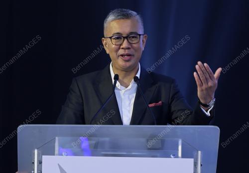 DATUK SERI TENGKU ZAFRUL TENGKU ABDUL AZIZ