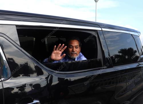 KHAIRY JAMALUDDIN