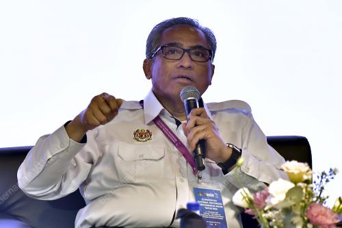 TAN SRI SHAMSUL AZRI ABU BAKAR