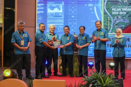 DATUK SERI ALEXANDER NANTA LINGGI