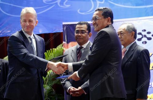 DATUK SERI MOHAMED KHALED NORDIN