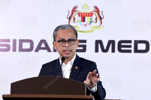 FAHMI FADZIL