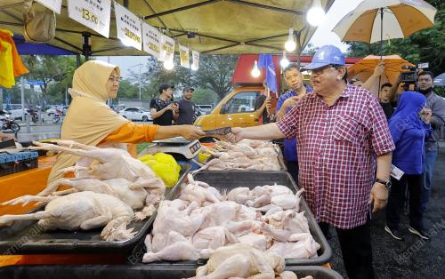 DATUK SERI TENGKU ADNAN TENGKU MANSOR