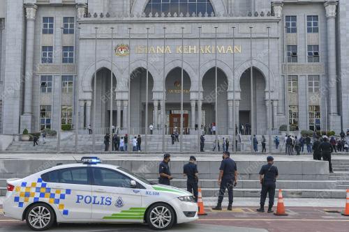 ISTANA KEHAKIMAN
