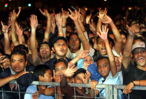 TAHUN BARU 2006