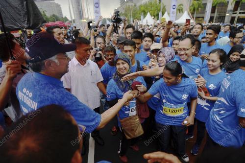 PTJ05_09052015_9to5_RUN