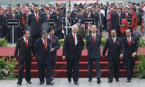 MOHD NAJIB TUN ABDUL RAZAK