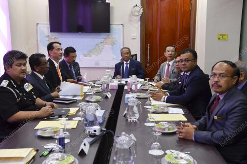 TAN SRI MUHYIDDIN YASSIN