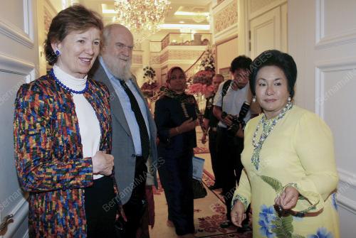 PTJ05_11022011_ROSMAH