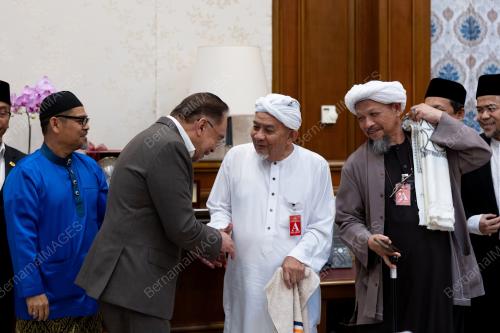DATUK SERI ANWAR IBRAHIM