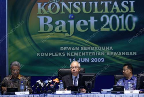 MOHD NAJIB TUN ABDUL RAZAK