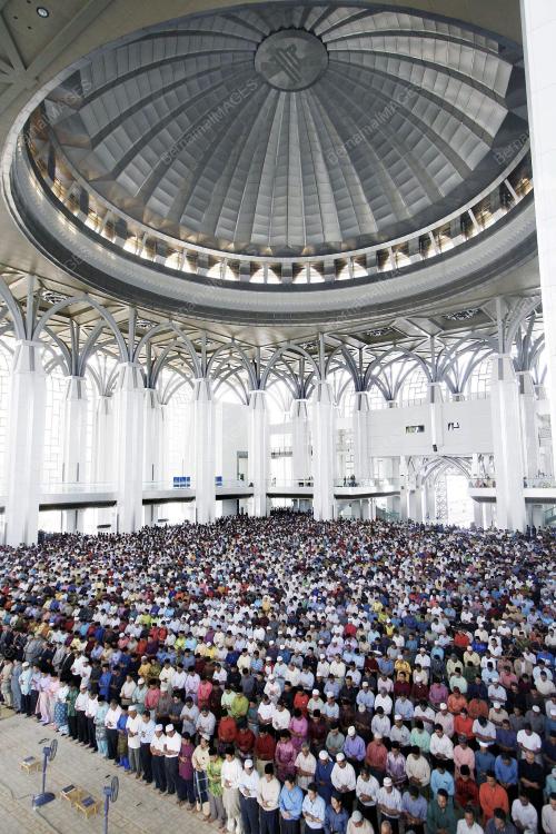 MASJID TUANKU MIZAN ZAINAL ABIDIN