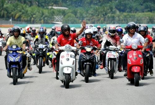 PTJ05_11102014_KHAIRY_SIC