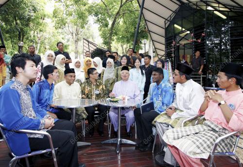NAJIB TUN RAZAK