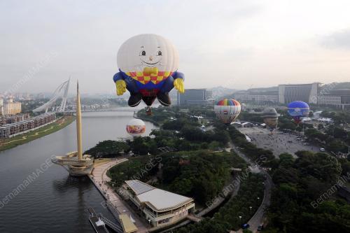 PTJ05_12032015_BALLOON
