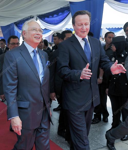 PTJ05_12042012_MSIA_UK