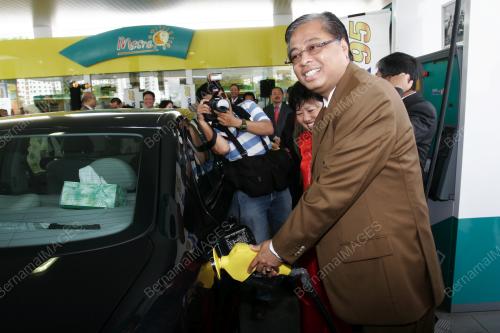 ISMAIL SABRI YAAKOB
